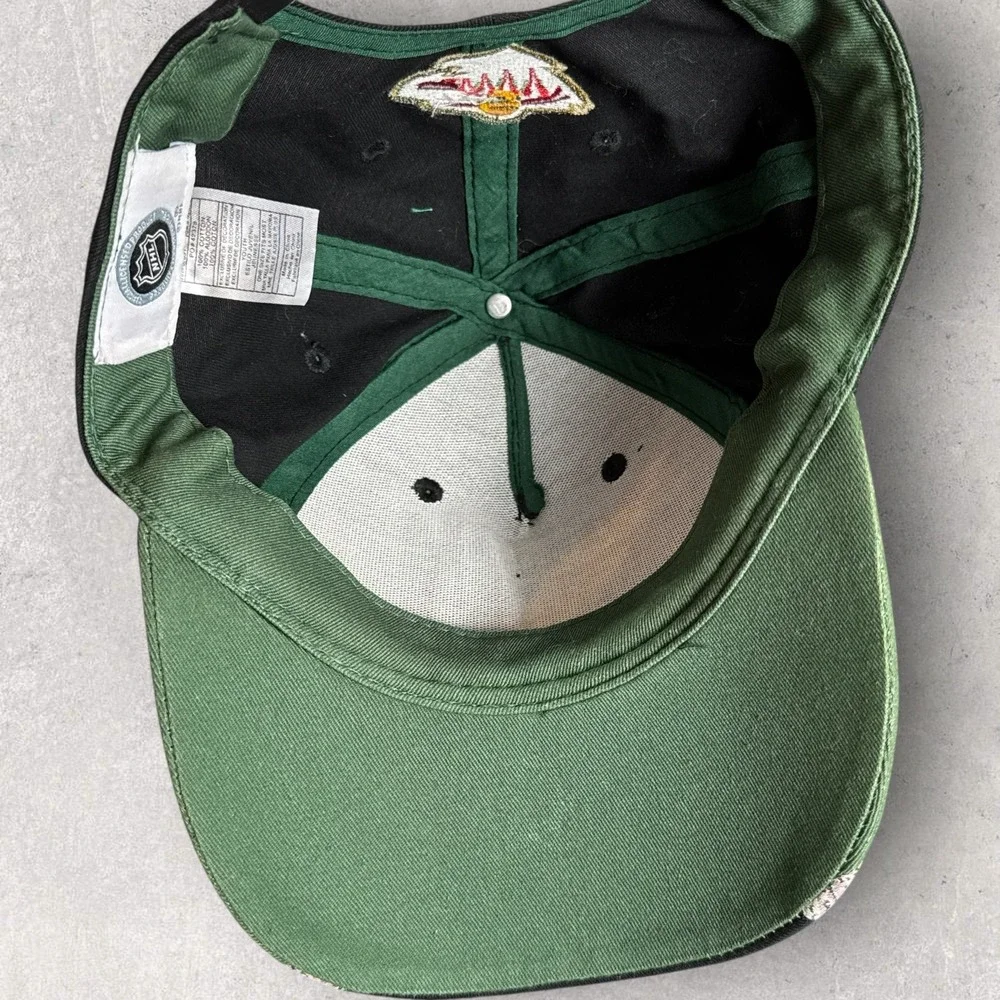 NHL Minnesota Wild Snapback Hat Youth OSFM Black Green‎ Embroidered Hockey Cap